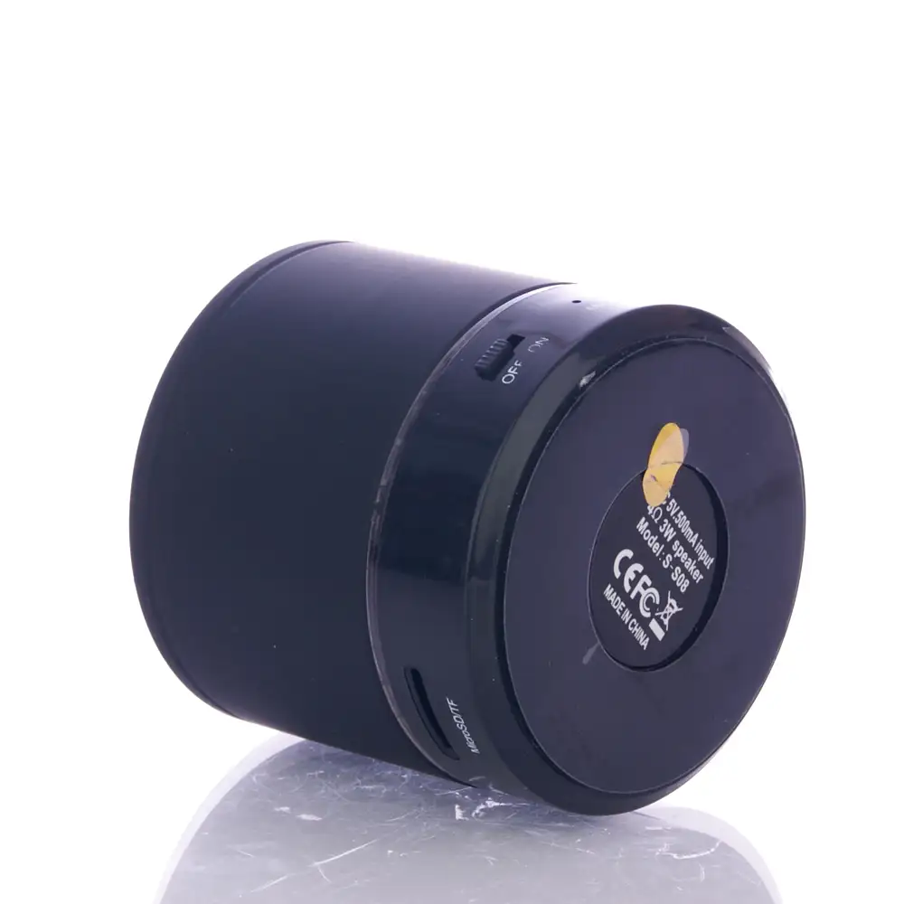 Altavoz bluetooth cilíndrico