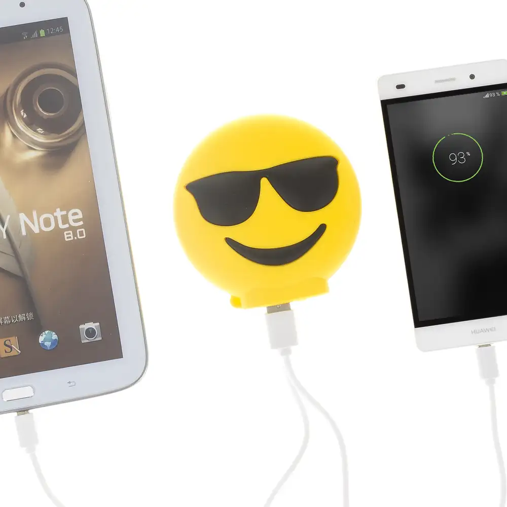 POWERBANK EMOTICONO 8.800mAh + FUNDA. SUNGLASSES