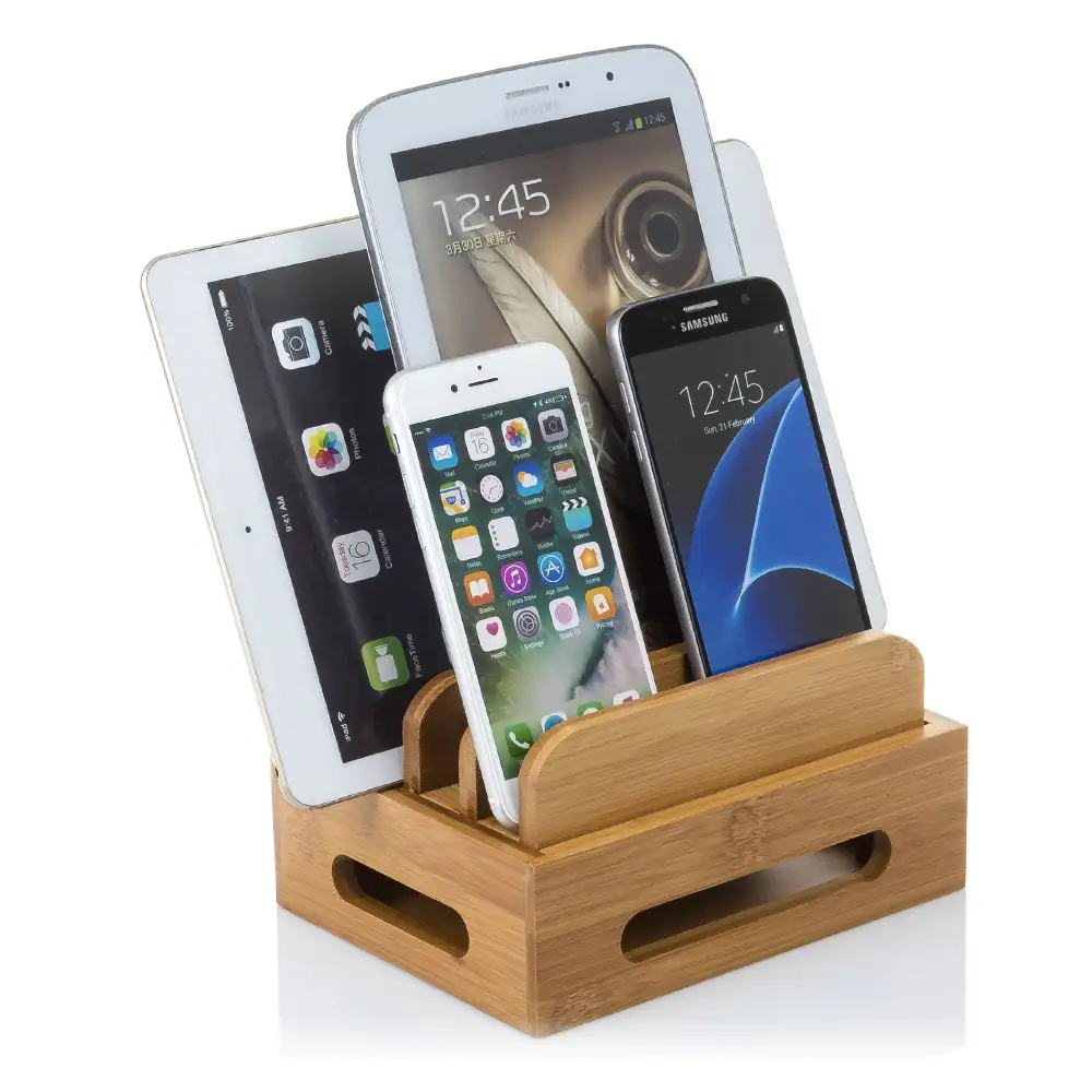 Soporte de madera para 4 smartphones con organizador de cables y tapa magnética