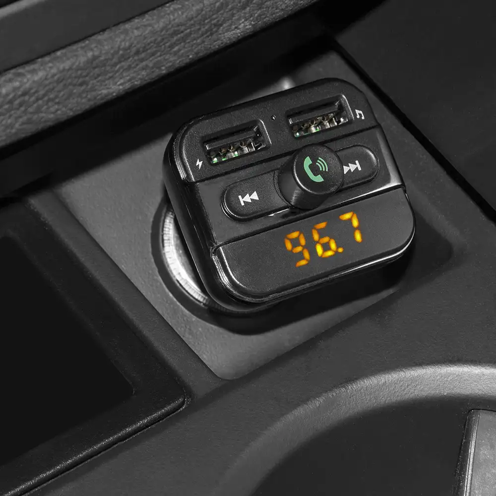 Transmisor FM para coche con manos libres Bluetooth CB5