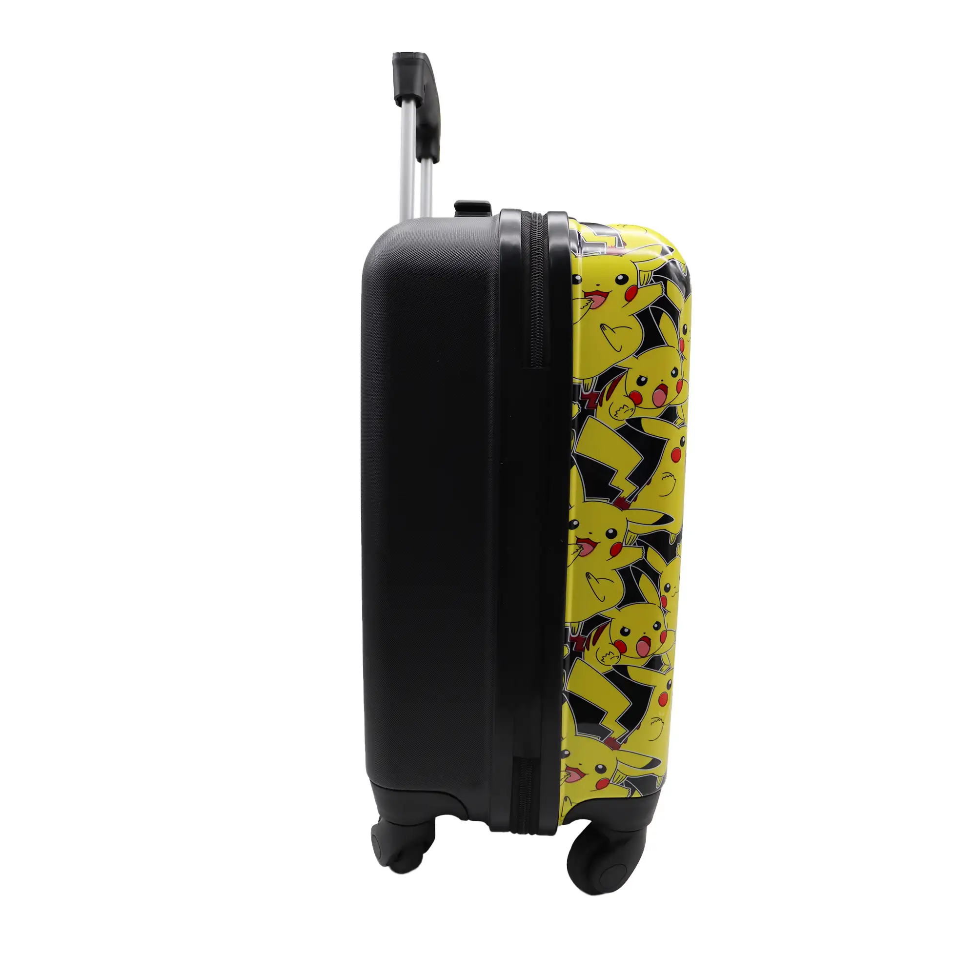 Pokemon Trolley Cabina. 4 ruedas Giratorias y multidireccionales. Frontal en policarbonato estampado. Trasera en ABS.